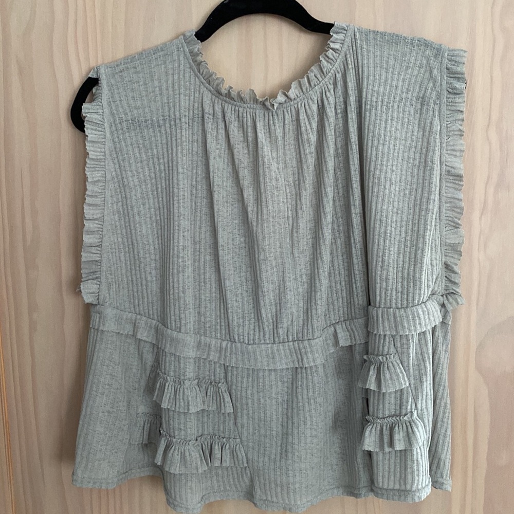 Free People Ruffle top - Picture 3 of 5